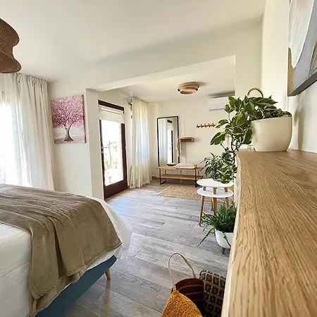Dore- Boutique House With View