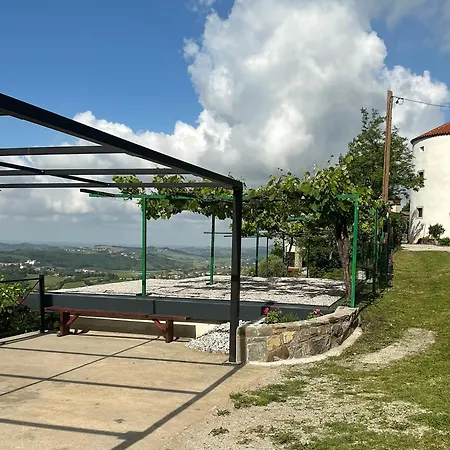Dore- Boutique House With View Smartno